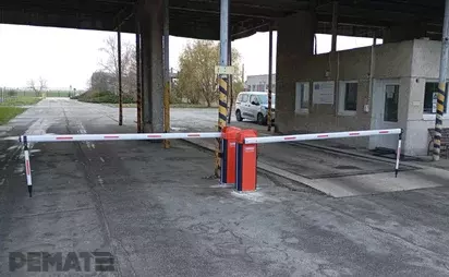 2 ks závora Sommer