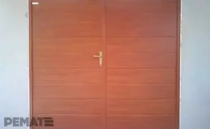 dvojkrídlová garážová brána