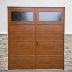 Kkrídlová garážová brána zlatý dub hladký Hrnčiarovce nad Parnou