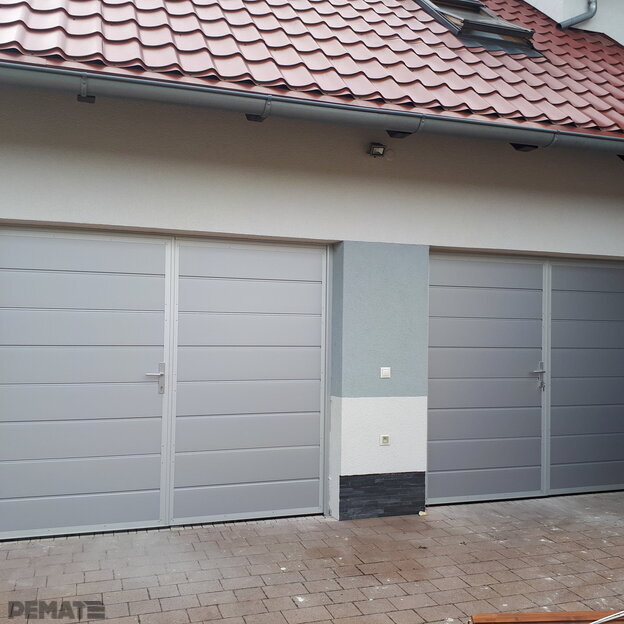 krídlové garážové brány