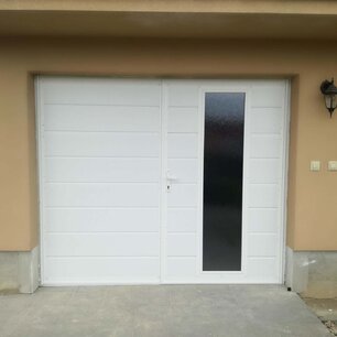 krídlové garážové brány