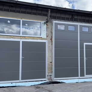 priemyselná krídlová brána