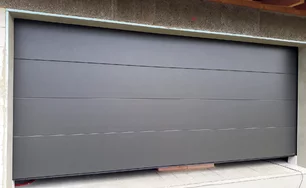 Sekčná garážová brána, extra laminácia ALU DB703 436-1014