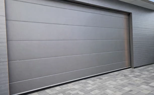 sekčná garážová brána RAL9007 hladký motív, Veľký Biel