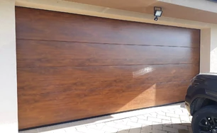 sekčná garážová brána zlatý dub Veľké Bedzany