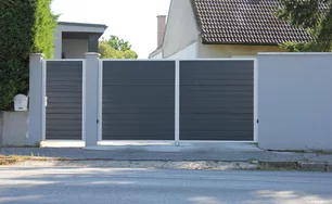 Vonkajšia brána antraict/hladký, Pezinok